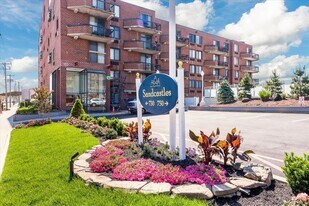 730 W Broadway in Long Beach, NY - Building Photo