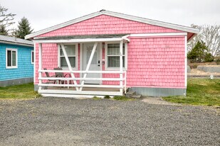 1757 SR 105 in Grayland, WA - Building Photo