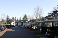 Cinnamon Lakes Apartments in Salem, OR - Foto de edificio - Building Photo