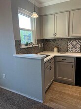 825 W Harwood Rd in Hurst, TX - Building Photo - Building Photo