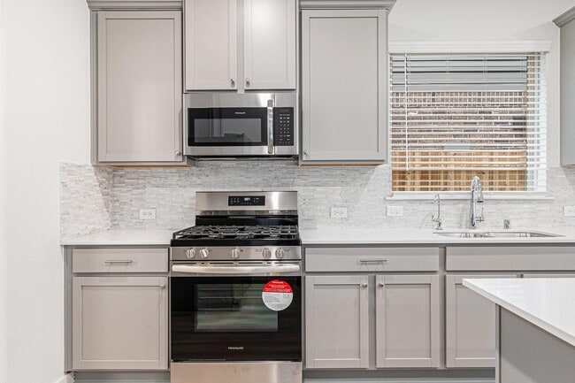 property at 17219 Walden Lk Ln