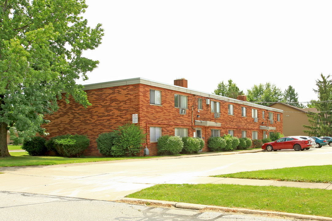 Maple Highlands Apartments in Maple Heights, OH - Foto de edificio