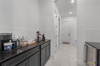 1604 Hinterwald St in Leander, TX - Building Photo - Building Photo