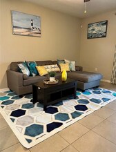 5969 Briar Rose Wy in Sarasota, FL - Building Photo - Building Photo