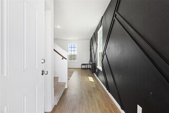 7323 Heath Knl Ln in Houston, TX - Building Photo - Building Photo