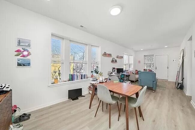 3639 W Iowa St, Unit 3637 - unit 2 in Chicago, IL - Foto de edificio