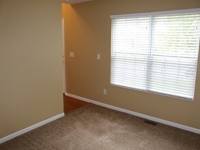 5841 Privilege Dr in Hilliard, OH - Building Photo - Building Photo
