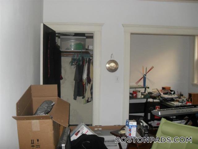 137 Park Dr in Boston, MA - Building Photo - Building Photo