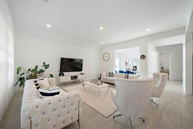 property at 2239 Ginger Trail Ln