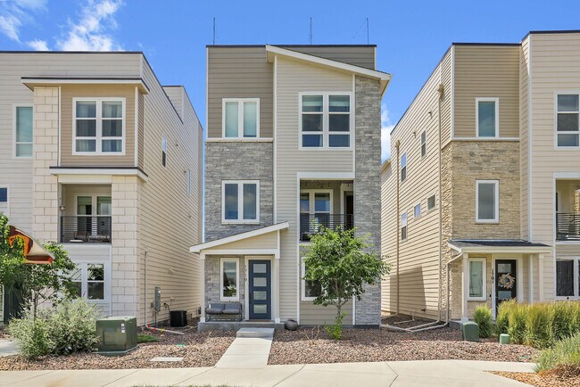 1719 Zelda Ln in Northglenn, CO - Foto de edificio - Building Photo