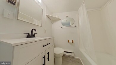 27292 Old Valley Pike in Toms Brook, VA - Building Photo - Building Photo