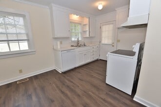 615 S Pine St in Spring Hope, NC - Building Photo - Building Photo