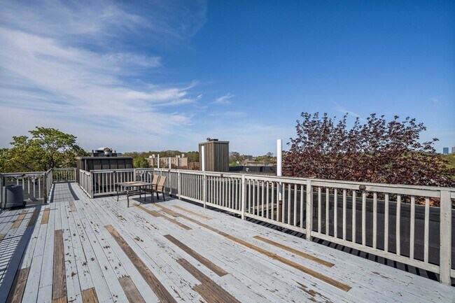 4 Chiswick Rd, Unit 35 in Boston, MA - Building Photo - Building Photo