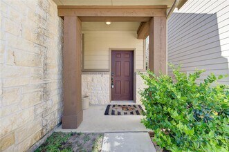 4005 Starbright St in Houston, TX - Building Photo - Building Photo