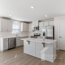 1130 Bulrush Dr in Reidville, SC - Building Photo - Building Photo