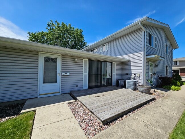 property at 829 Pondview Ct