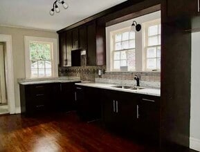 1733 Melrose Dr SW in Atlanta, GA - Building Photo - Building Photo