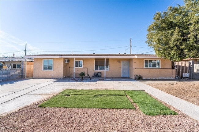 property at 1109 Tumbleweed Ave