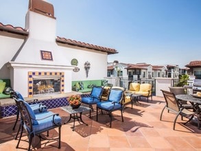 San Sebastian 55+ Active Adult Apartment H... in Laguna Woods, CA - Foto de edificio - Building Photo