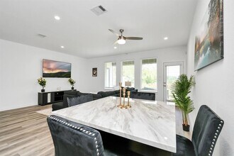 12231 City Rose Ct in Houston, TX - Building Photo - Building Photo