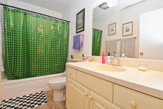 2955 Lakeside Dr in Reno, NV - Building Photo - Building Photo