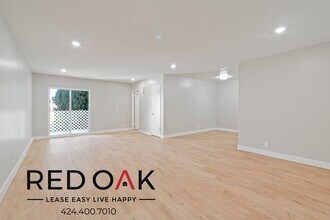 1909 Buckingham Rd in Los Angeles, CA - Building Photo - Building Photo