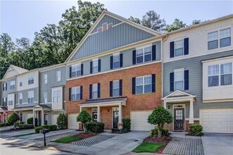 1754 Oak Brook Ln NW in Kennesaw, GA - Building Photo - Building Photo