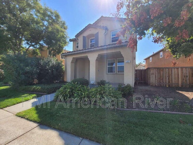 5421 Noyack Way in Sacramento, CA - Building Photo - Building Photo