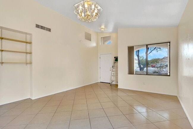 8632 S Desert Skyline Pl in Tucson, AZ - Building Photo - Building Photo