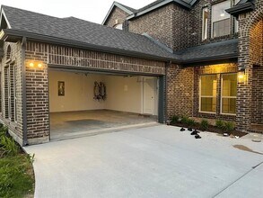 2409 Park Oaks Dr in Midlothian, TX - Building Photo - Building Photo