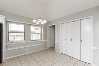 6504 Running Creek Dr in Arlington, TX - Building Photo - Building Photo