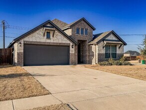 1600 Irene Dr in Burleson, TX - Building Photo - Building Photo