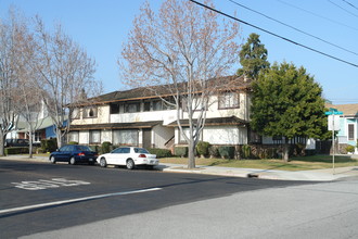 1327 Monroe St in Santa Clara, CA - Building Photo - Building Photo