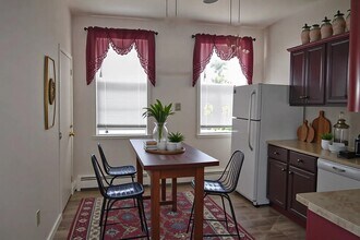 79 Humphrey Ave in Bayonne, NJ - Building Photo - Building Photo