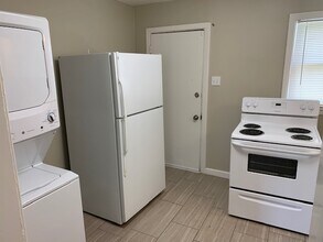 3106 Akron Ave in Lubbock, TX - Building Photo - Building Photo