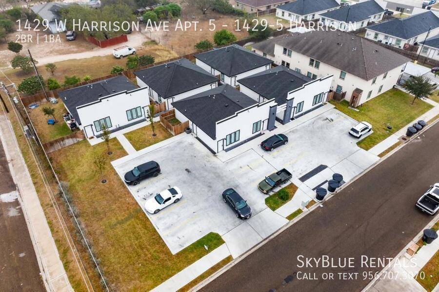 1429 W Harrison Ave in Alton, TX - Building Photo