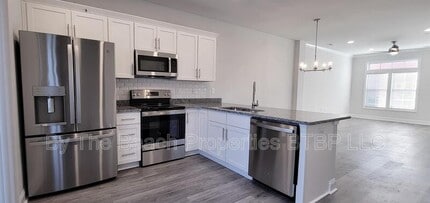 812 Moen Pl in Myrtle Beach, SC - Building Photo - Building Photo