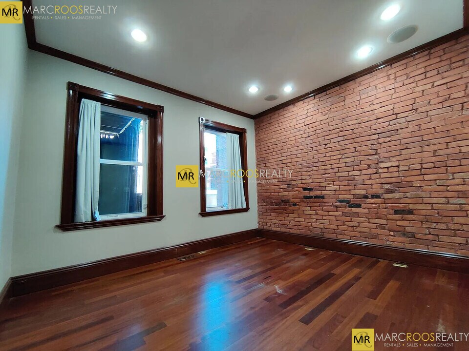 4 Strathmore Rd, Unit Strathmore Rd #3 in Brookline, MA - Foto de edificio