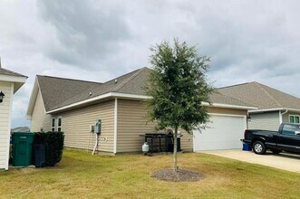 186 Cornelia St in Freeport, FL - Building Photo - Building Photo
