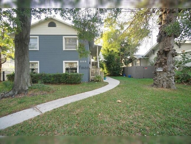 property at 305 S Westland Ave