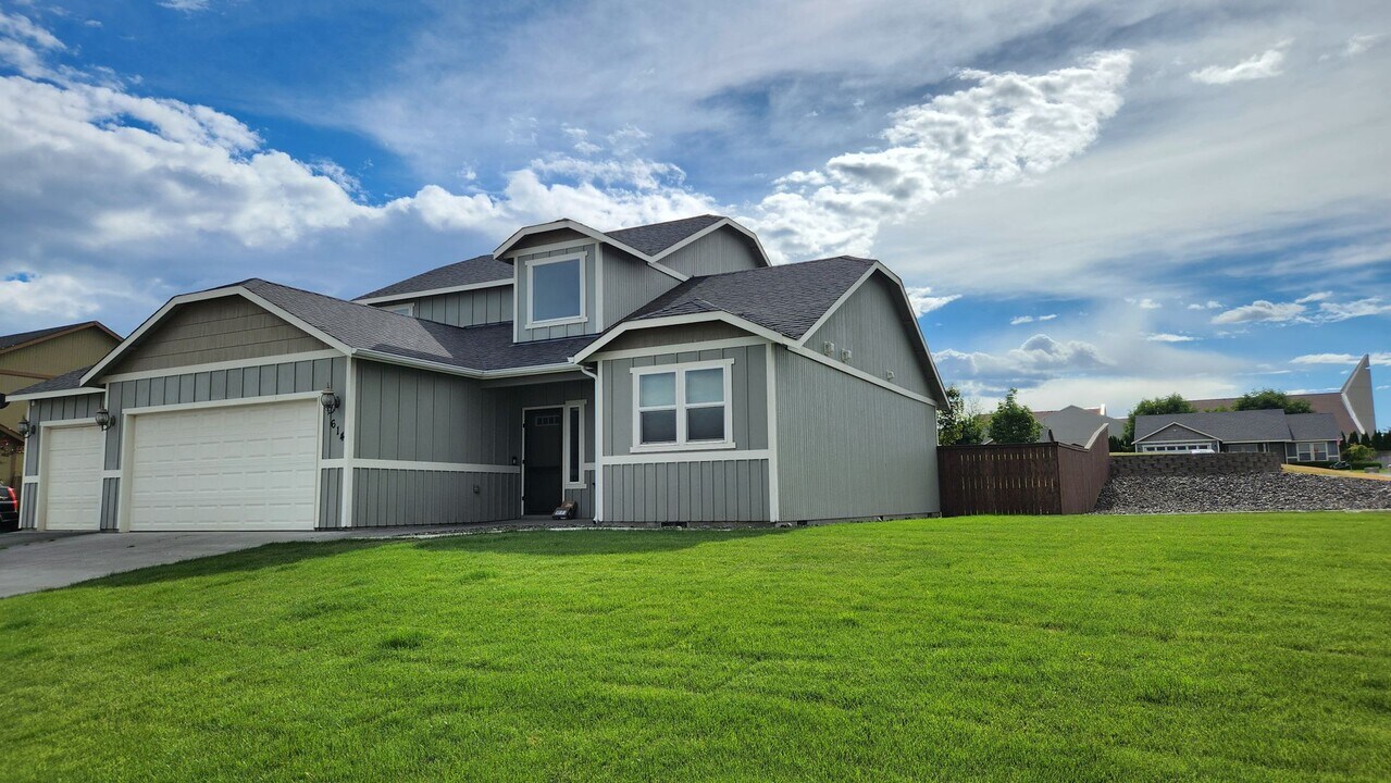 614 Kentucky - 614 N Kentucky in Moses Lake, WA - Building Photo