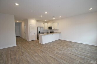 8900 Brigade Trail in Pensacola, FL - Foto de edificio - Building Photo