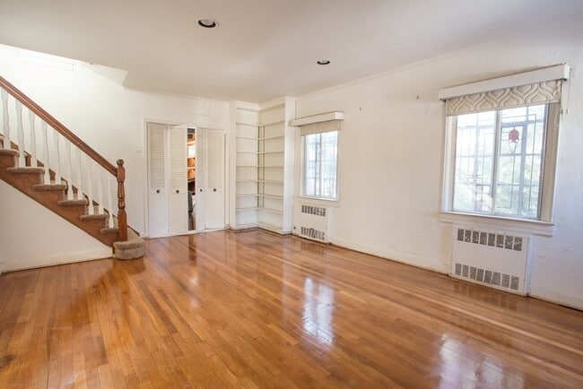 186-18-118 Cambridge Rd in Queens, NY - Building Photo - Building Photo