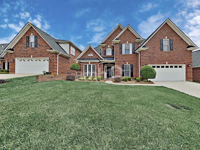 property at 2514 Firethorn Ct