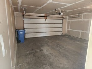 100-106 Haley Pl in Tea, SD - Building Photo - Building Photo