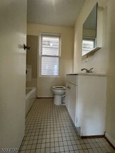 216 Smith St, Unit 1 in Newark, NJ - Building Photo - Building Photo
