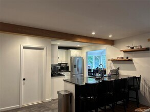 33 Rutland Dr in Patterson, NY - Building Photo - Building Photo