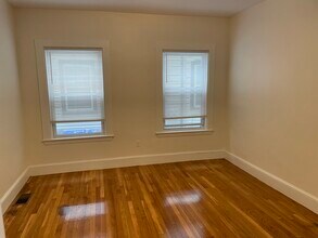 37 Brook St in Brookline, MA - Building Photo - Building Photo