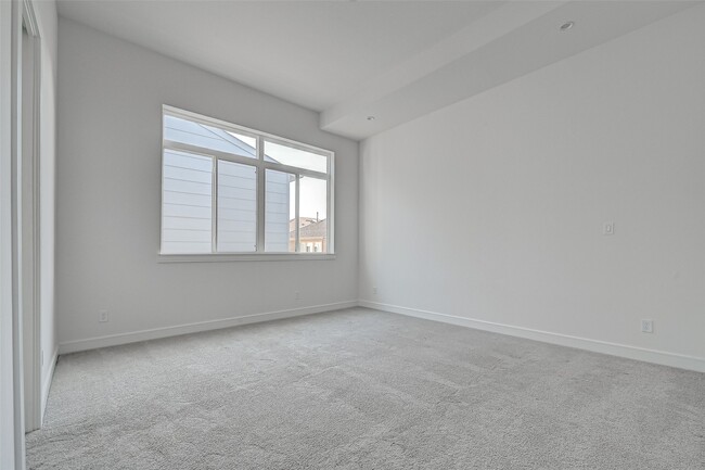 8930 Spring Knoll Forest Dr in Houston, TX - Building Photo - Building Photo