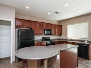 9277 Lost Shanty Ct in Las Vegas, NV - Building Photo - Building Photo